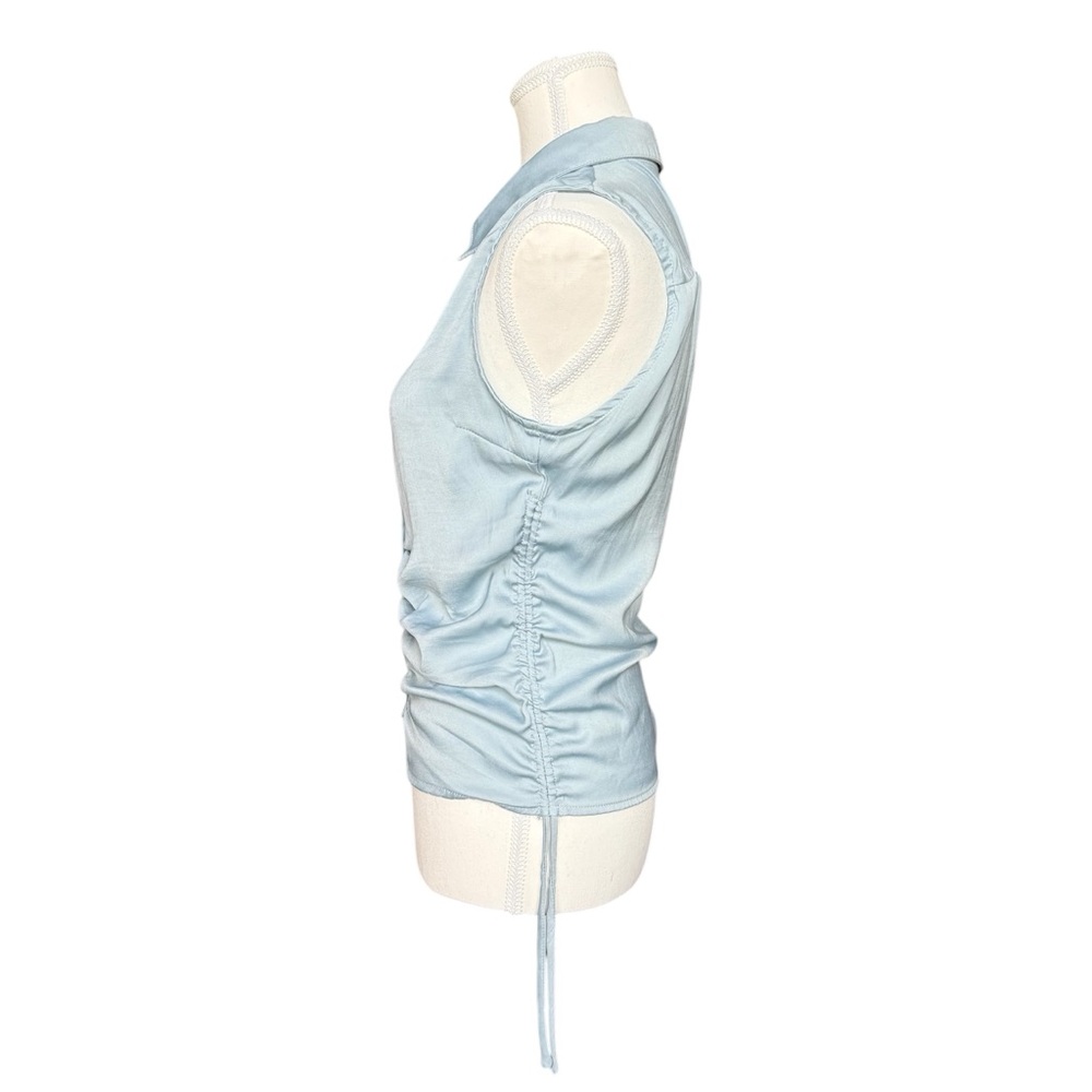Fashion Nova Light Blue Sleeveless Button-Up Top - Picture 4 of 12